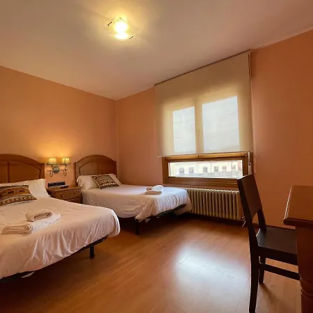 Restaurante Torreblanca Guest house *