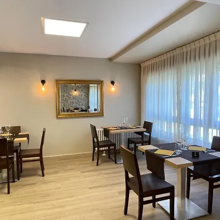 Restaurante Torreblanca Guest house *