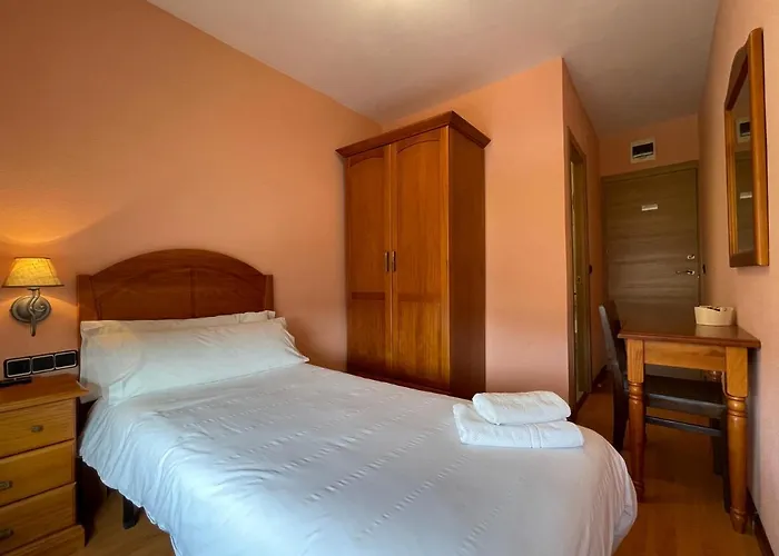 Torreblanca 3* 두루엘로 데 라 시에라